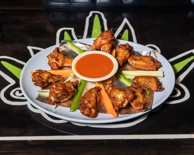 Fried Chicken Wings.